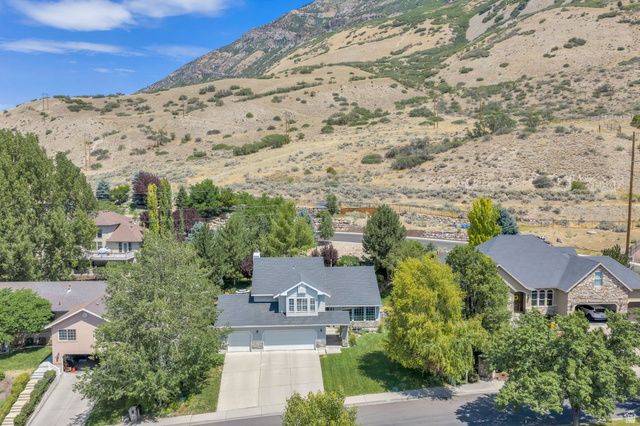 1063 E 1100 N, Pleasant Grove, UT 84062