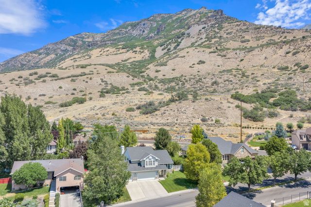 1063 E 1100 N, Pleasant Grove, UT 84062