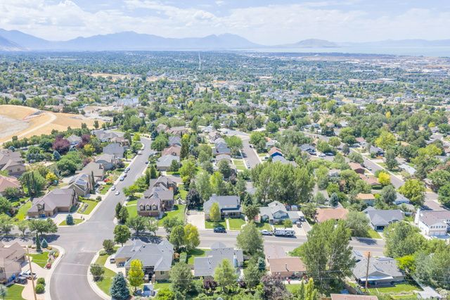 1063 E 1100 N, Pleasant Grove, UT 84062