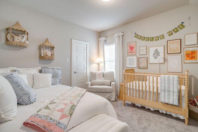 5573 Summit Creek Road, Fort Worth, TX 76126