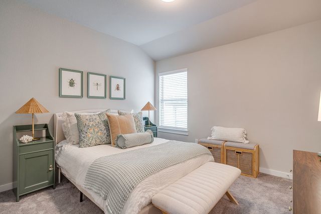 5573 Summit Creek Road, Fort Worth, TX 76126