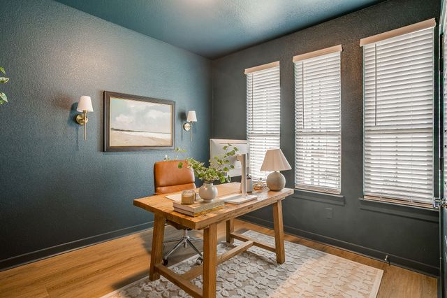 5573 Summit Creek Road, Fort Worth, TX 76126