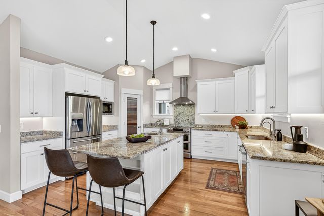 417 Tucker Street, Ashland, OR 97520