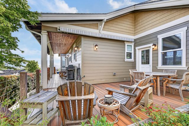 417 Tucker Street, Ashland, OR 97520