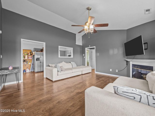 329 Buckhead Road, Hubert, NC 28539