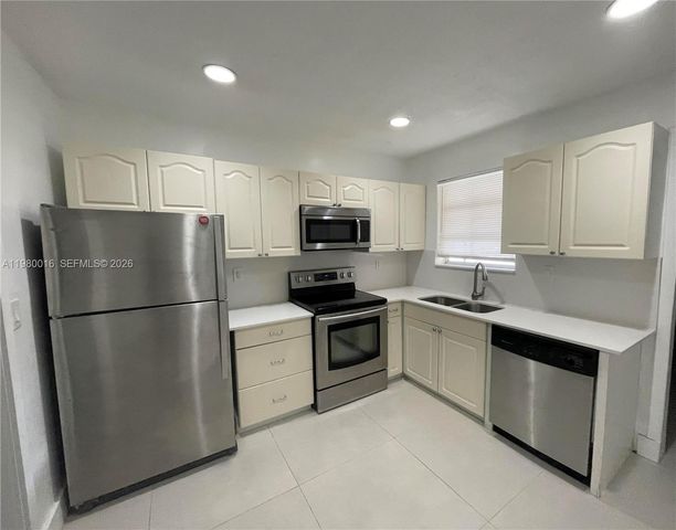 930 Benevento Avenue 930, Coral Gables, FL 33146