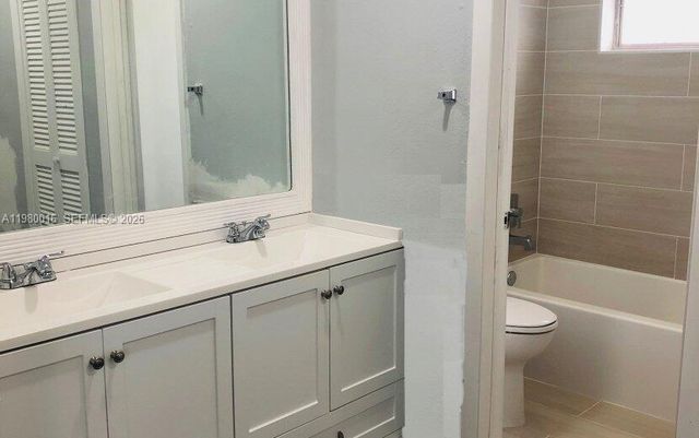 930 Benevento Avenue 930, Coral Gables, FL 33146