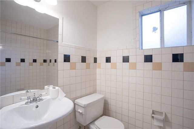 2416 S 5th ST A, Austin, TX 78704