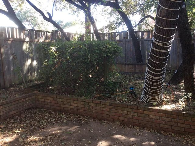 2416 S 5th ST A, Austin, TX 78704