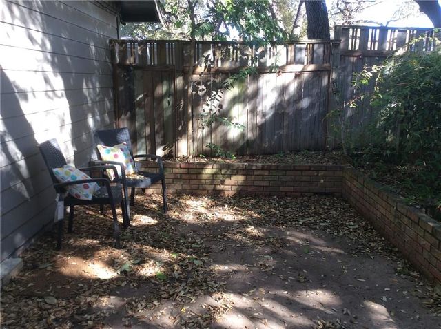 2416 S 5th ST A, Austin, TX 78704