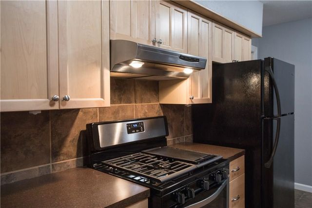 2416 S 5th ST A, Austin, TX 78704