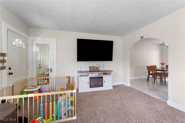 3768 Tod Avenue NW, Warren, OH 44485