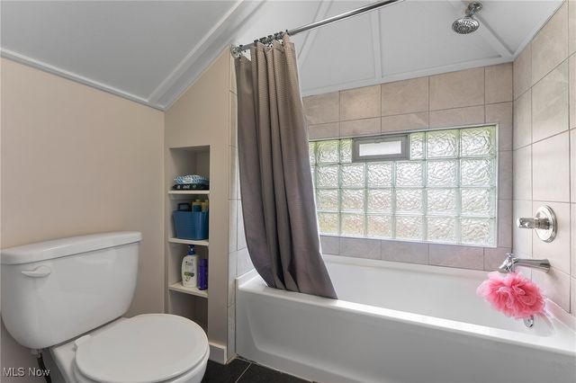 3768 Tod Avenue NW, Warren, OH 44485