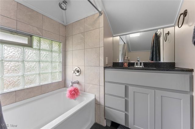 3768 Tod Avenue NW, Warren, OH 44485