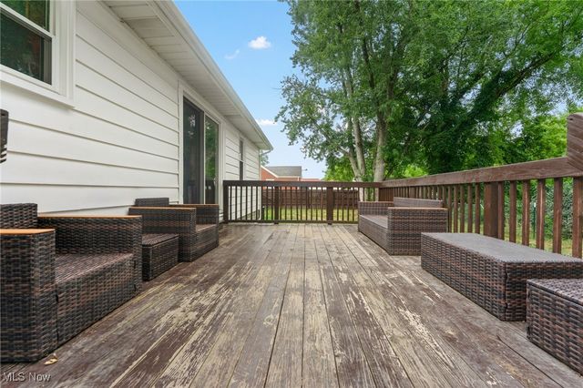 3768 Tod Avenue NW, Warren, OH 44485