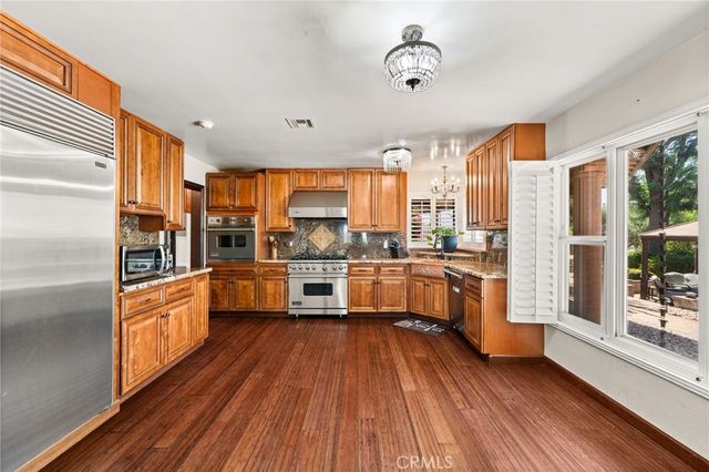 8931 Granite Hill, Jurupa Valley, CA 92509