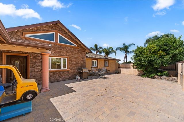 8931 Granite Hill, Jurupa Valley, CA 92509