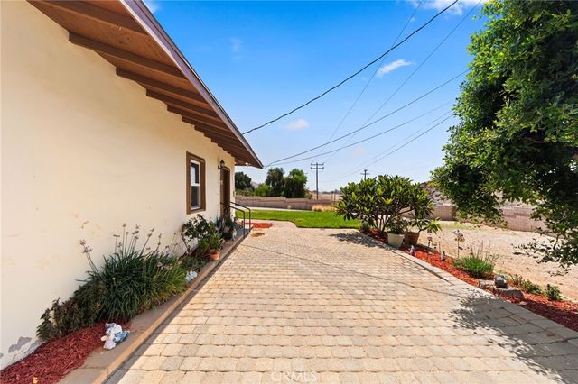 8931 Granite Hill, Jurupa Valley, CA 92509