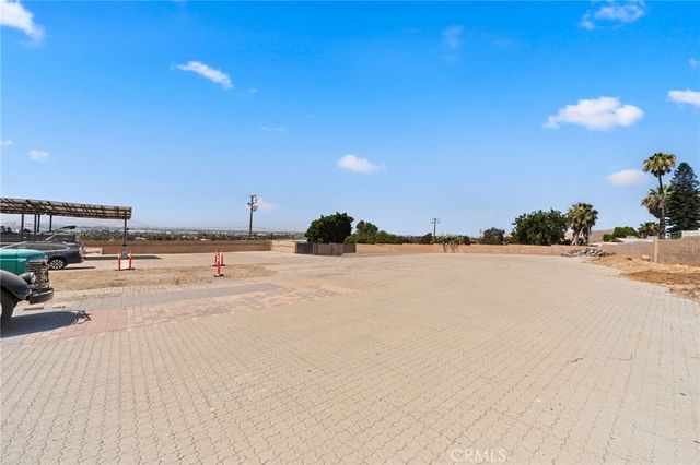 8931 Granite Hill, Jurupa Valley, CA 92509