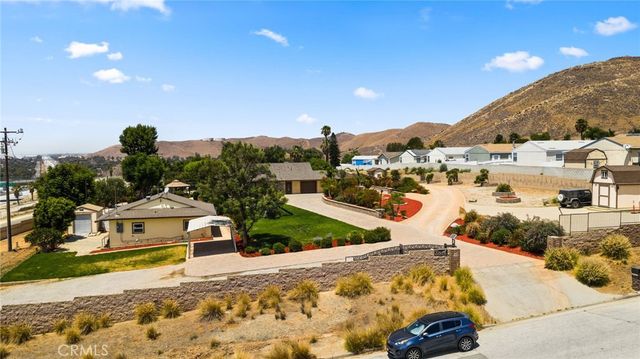 8931 Granite Hill, Jurupa Valley, CA 92509