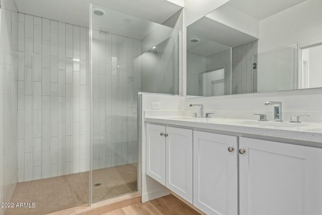 325 E CORONADO Road 16, Phoenix, AZ 85004