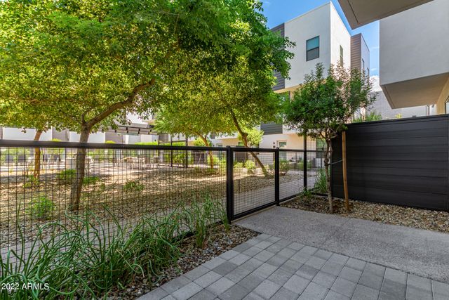 325 E CORONADO Road 16, Phoenix, AZ 85004