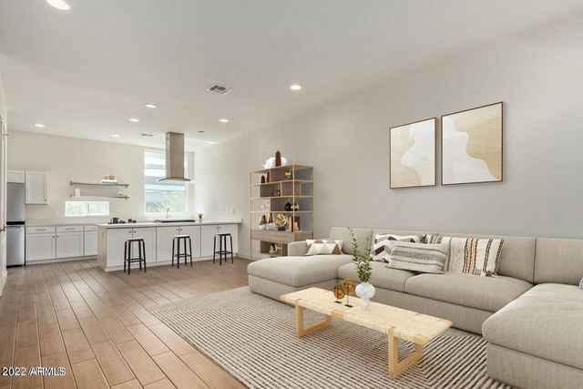 325 E CORONADO Road 16, Phoenix, AZ 85004