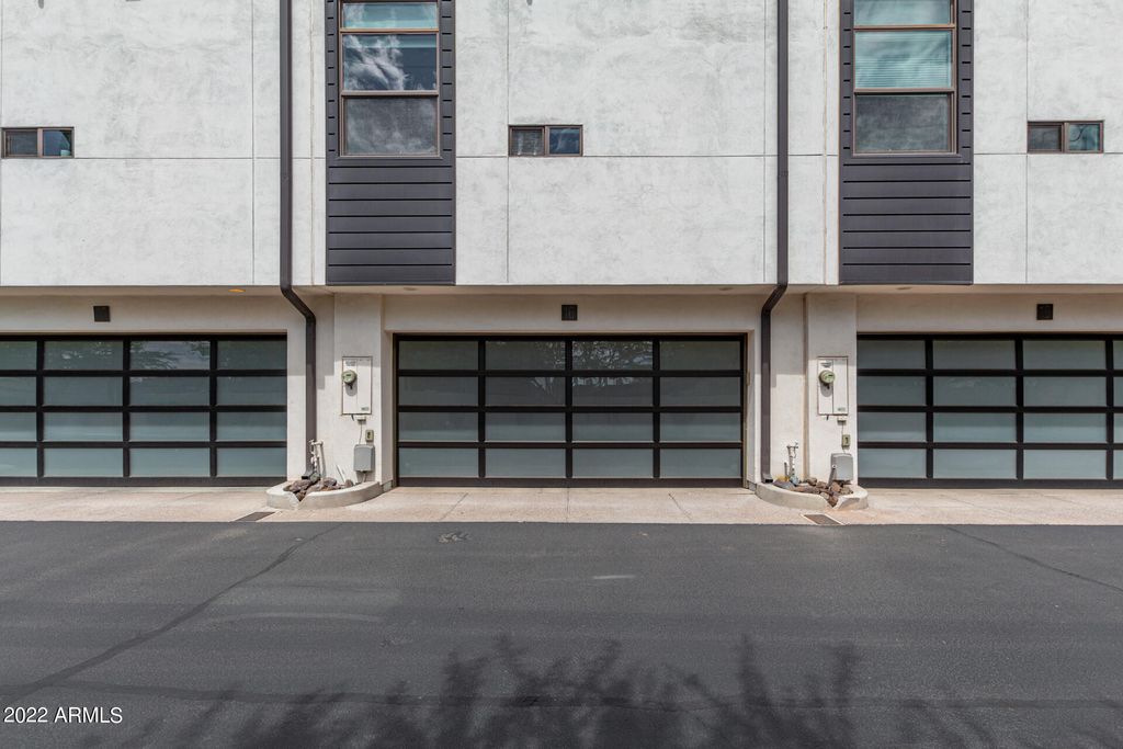 325 E CORONADO Road 16, Phoenix, AZ 85004