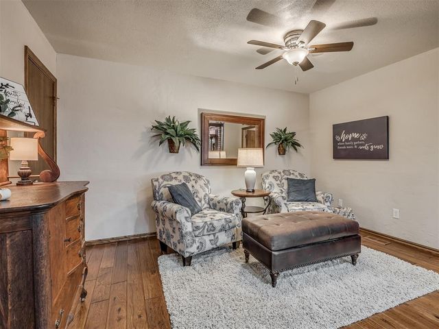 115 Briarwood Street, Moore, OK 73160
