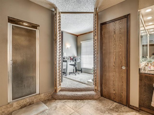 115 Briarwood Street, Moore, OK 73160