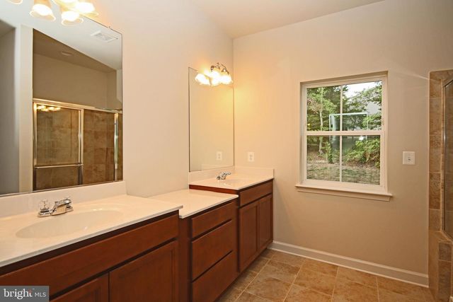 5906 HUNT WEBER DR, Clinton, MD 20735