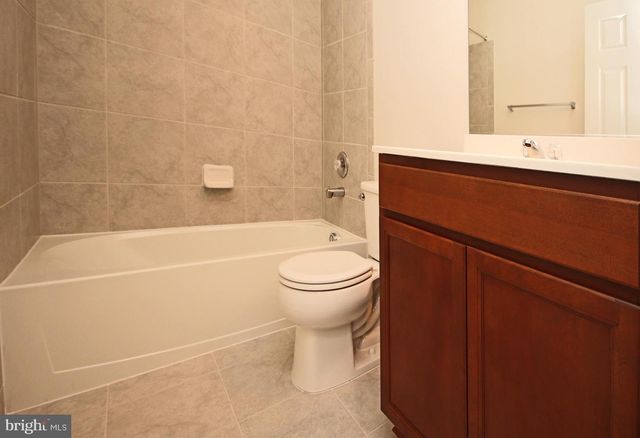 5906 HUNT WEBER DR, Clinton, MD 20735