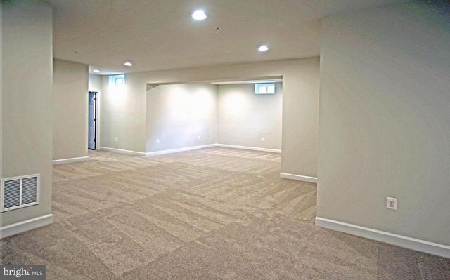 5906 HUNT WEBER DR, Clinton, MD 20735