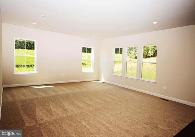 5906 HUNT WEBER DR, Clinton, MD 20735