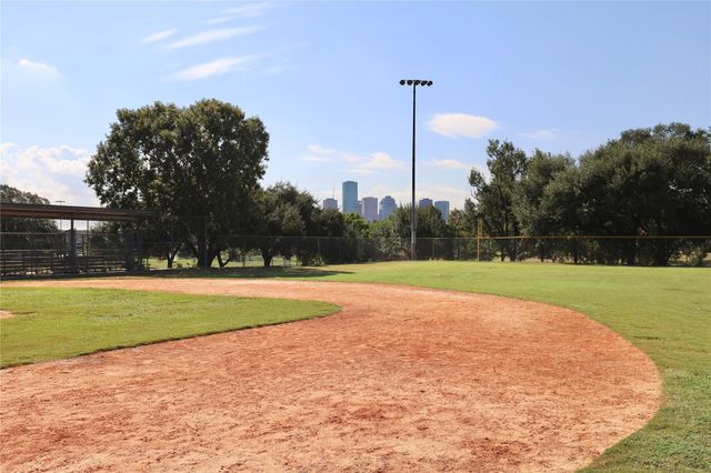 1125 Usener Street, Houston, TX 77009