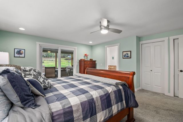 9728 Lower River Road, Grants Pass, OR 97526