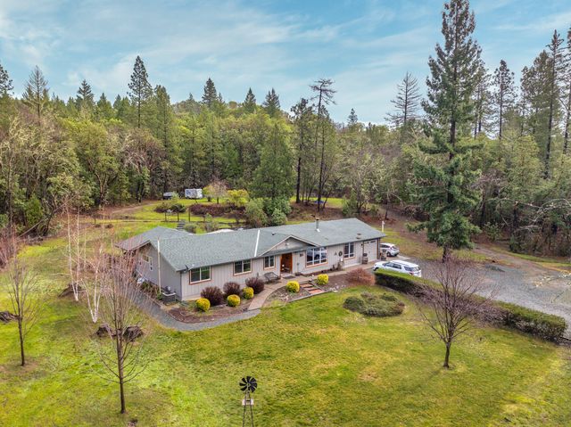 9728 Lower River Road, Grants Pass, OR 97526