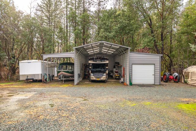 9728 Lower River Road, Grants Pass, OR 97526