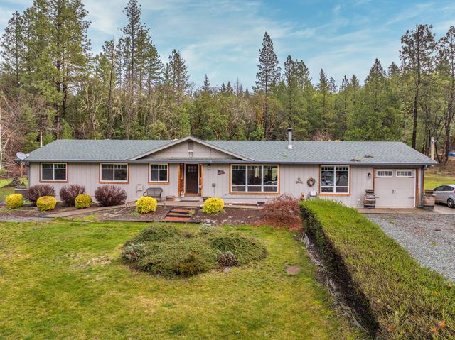 9728 Lower River Road, Grants Pass, OR 97526