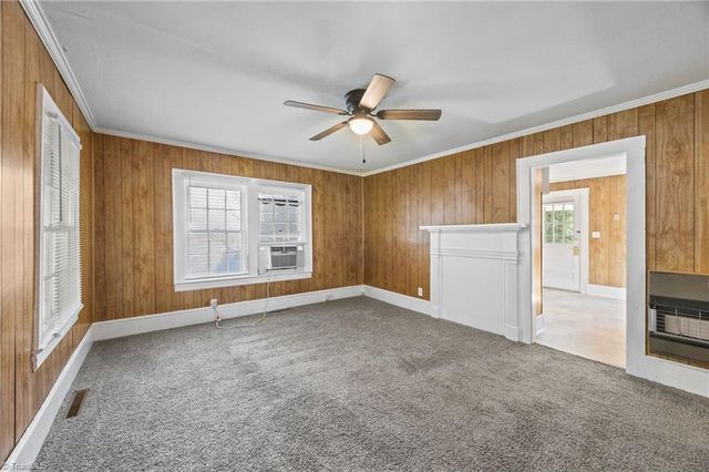 206 Oakview Road, High Point, NC 27265