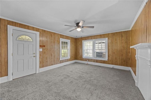 206 Oakview Road, High Point, NC 27265