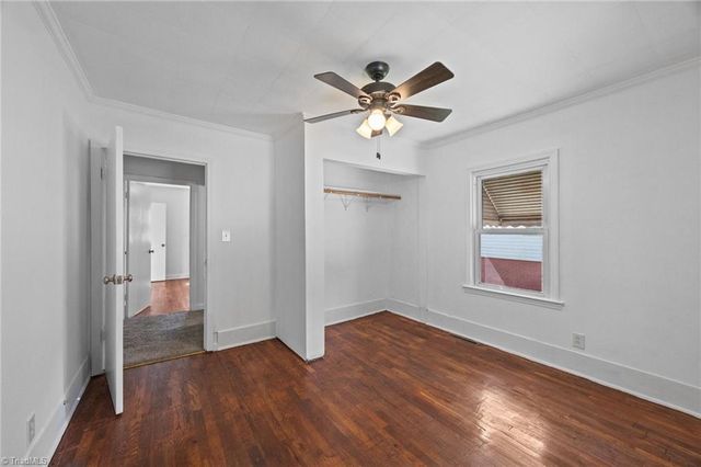206 Oakview Road, High Point, NC 27265