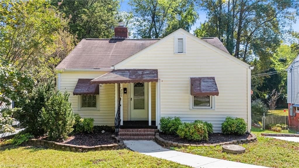 206 Oakview Road, High Point, NC 27265
