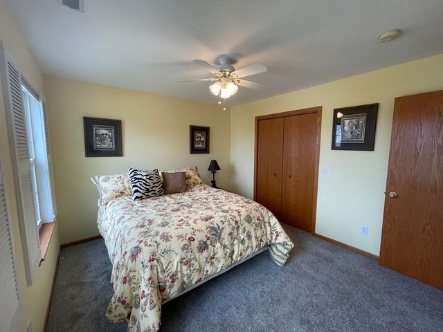 1610 Cottonwood Trail, Yorkville, IL 60560