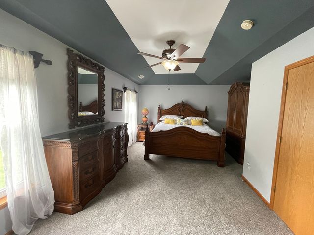 1610 Cottonwood Trail, Yorkville, IL 60560