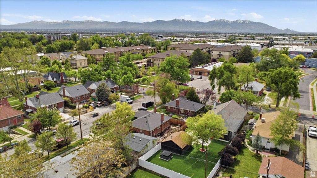 Image 39 of property listing at 1759 S WEST TEMPLE, Salt Lake City, UT 84115