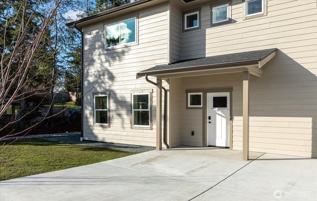 205 NE Third Street, Coupeville, WA 98239