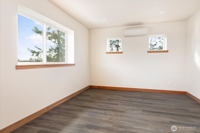205 NE Third Street, Coupeville, WA 98239