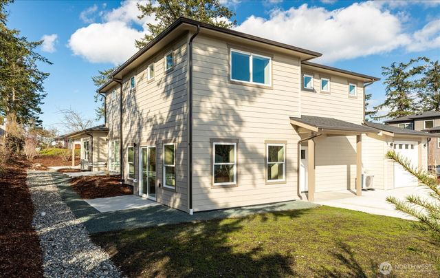205 NE Third Street, Coupeville, WA 98239