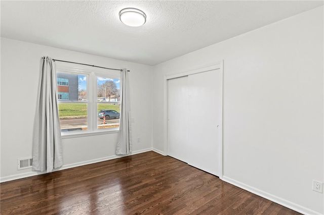 7809 Lamar Avenue, Prairie Village, KS 66208